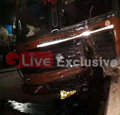 মধ্যমগ্রাম স্টেশনে উড়ালপুলে ভয়াবহ দুর্ঘটনা ।