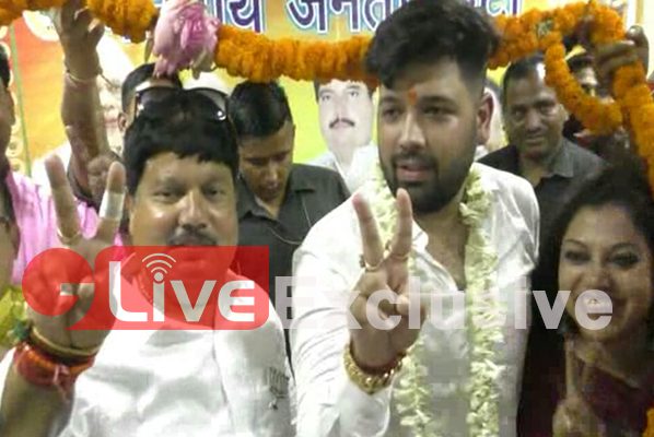 তৃণমূল ছেড়ে বিজেপিতে যোগদান……………….